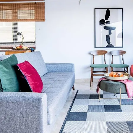 Apartment Escape To Paradise *