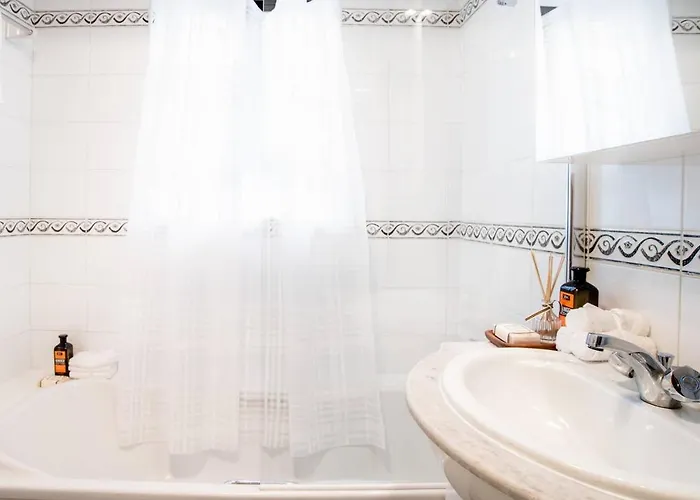 Escape To Paradise * St Paul's Bay